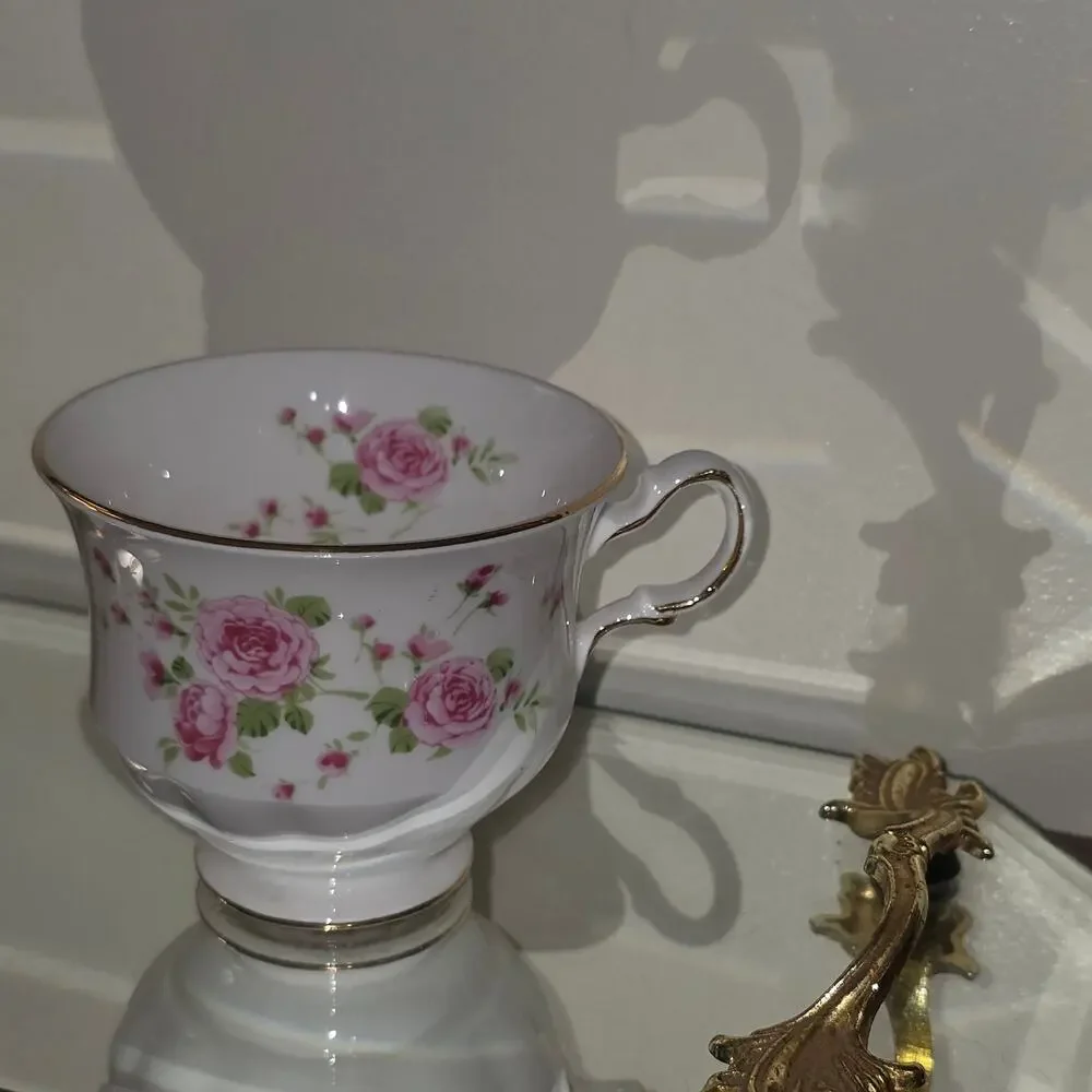 Vintage Avon Pink Roses Fine Bone China Teacup England Gold Trim Floral Cup